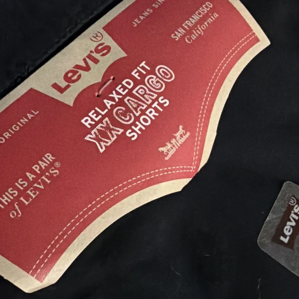 Levi's Relaxed Fit XX Black Cargo Shorts Men's 34x10 Adjustable Waist 18H